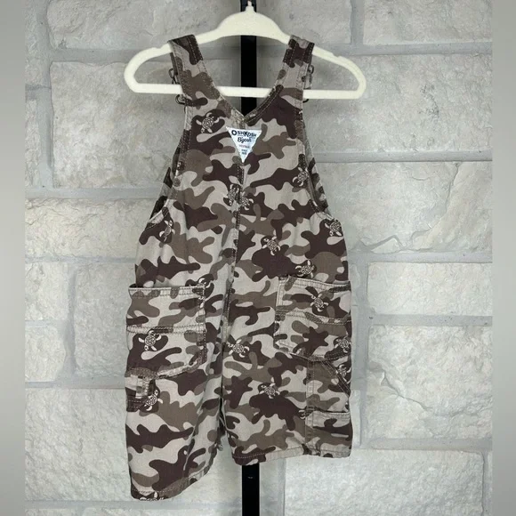 OshKosh Bgosh Baby Camouflage with Turtles Overalls Size 24 Months with Snaps - Picture 3 of 3